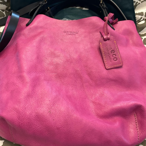 Eco Trend Fuchsia Leather Shoulder Bag - Picture 1 of 6